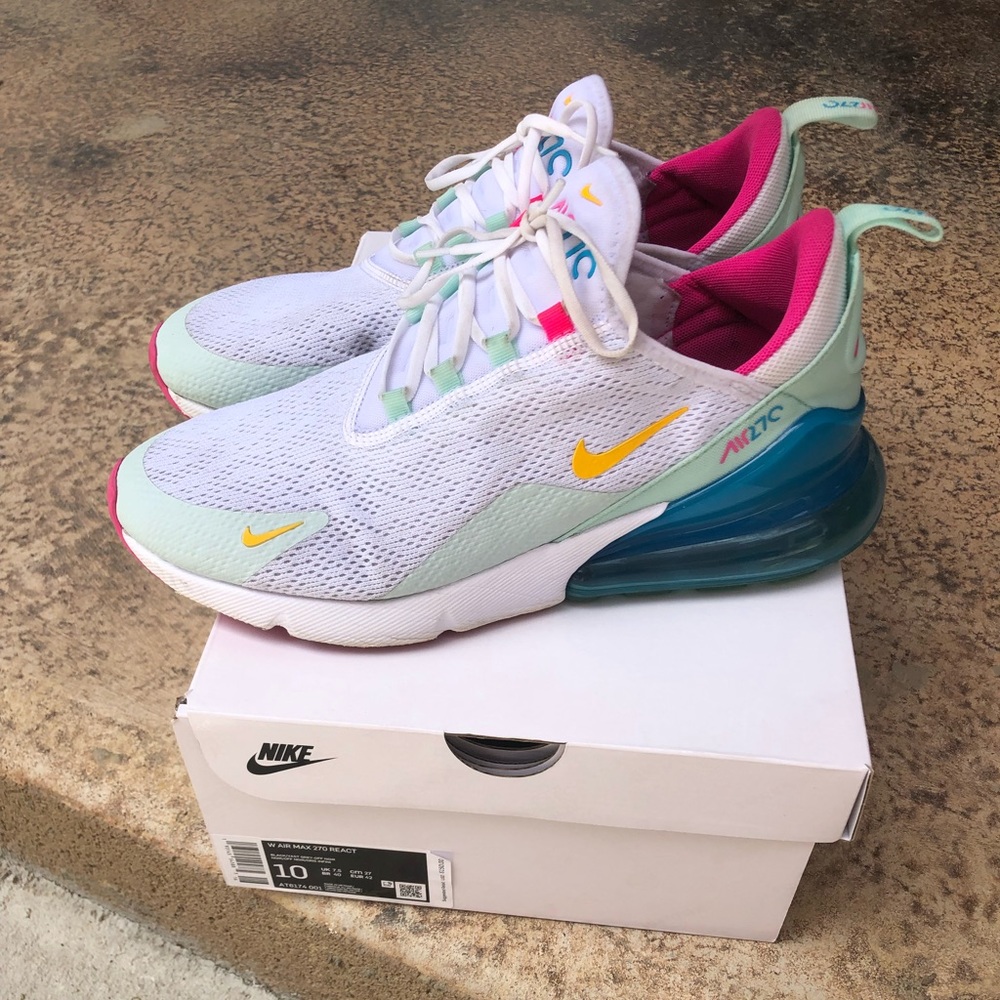 Women’s air max 270’s